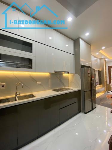 SIÊU HIẾM BÁN NHÀ , NGUYỄN CHÍNH, TÂN MAI, NHÀ MỚI XÂY, NỘI THẤT ĐẦY ĐỦ, LÔ GÓC 2 MẶT THOÁ - 1