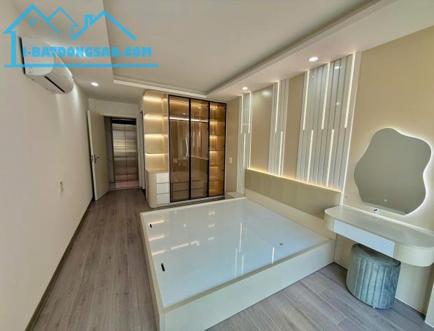✅ BÁN NHÀ NGÕ 279 PHỐ ĐỘI CẤN 32M2, 6 TẦNG THANG MÁY, FULL NỘI THẤT, CẦN BÁN GẤP - 2
