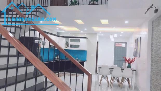 Vỡ Òa! Nhà Đẹp Nguyễn Trãi - 40m², 5 Tầng, Full Nội Thất, Giá Chỉ 7.6 Tỷ! - 3