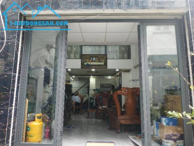 NHÀ DƯƠNG QUẢNG HÀM- GÒ VẤP- HEM OTO- 45M- 4 TẦNG- 4,5X10- 6.2T - 2