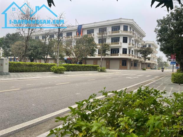 SỞ HỮU BĐS SẴN SỔ, GIÁ THẤP NHẤT THANH HÓA. KĐT XUÂN HƯNG LH: 0966 343 969