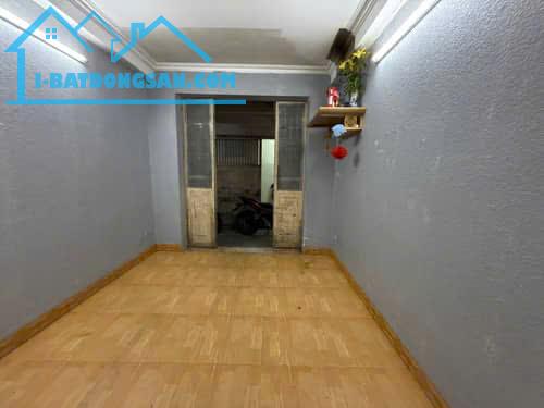BÁN NHÀ KHƯƠNG TRUNG THANH XUÂN 30M2 NGÕ THÔNG 2 ĐẦU RỘNG 2.5M SỔ ĐỎ ĐẸP 4,95 TỶ - 2