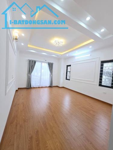 BÁN NHÀ BA ĐÌNH - THANG MÁY - 2 THOÁNG - Ô TÔ GẦN - TƯƠNG LAI GẦN PHỐ. - 3
