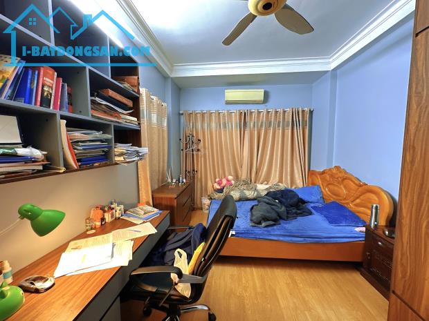 🏡 BÁN NHÀ HOÀNG HOA THÁM - CỰC GẦN PHỐ - LÔ GÓC 3 THOÁNG 🌟