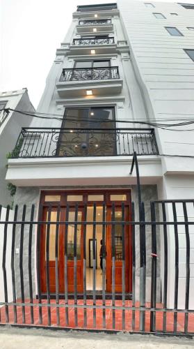 SIÊU HIẾM- BÁN NHÀ ĐẸP NGUYỄN VĂN LINH 52M2 5 TẦNG- Ô TÔ ĐỖ CỔNG- NỘI THẤT ĐẲNG CẤP