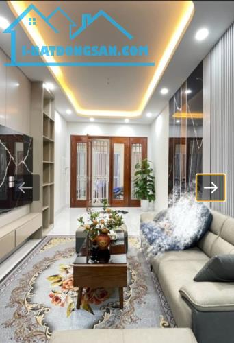 BÁN NHÀ ĐẸP 36M - NGUYỄN CHÍNH - TÂN MAI – VIEW LOUIS CITY – NHÀ MỚI 5 TẦNG - MẶT NGÕ RỘNG - 5