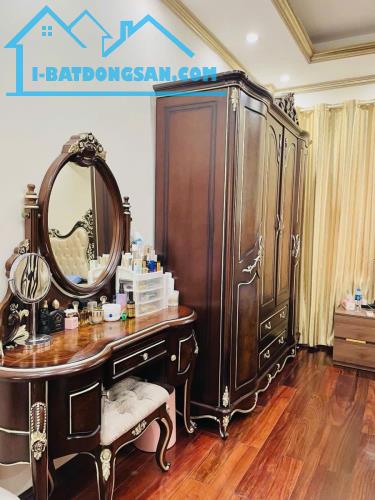 🏡 NHÀ  HOÀNG CẦU - Ô TÔ CÁCH 10M - GẦN BÃI GỬI XE - DÂN XÂY CHẮC CHẮN - 4