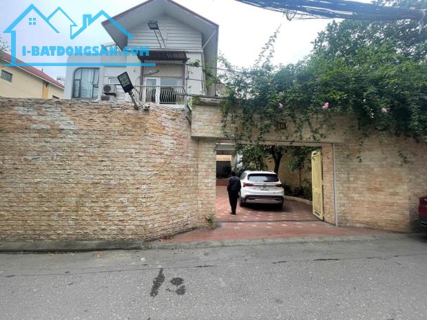 biệt thự sân vườn Ngọc Thuỵ, 320m x 4 tầng, mặt tiền 13.5m, phong cách Châu Âu, nội thất - 4