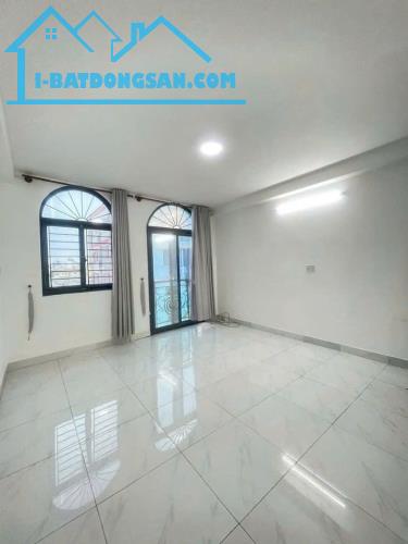 Bán Nhà Nguyễn Văn Luông - 4x21m - 3 Tầng - Kinh Doanh Sầm Uất - 2