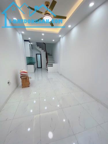 Bán nhà Mỹ Đình vị trí đắc địa - mặt đường - giá tốt