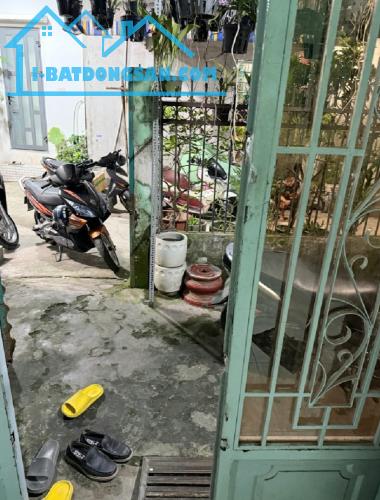 Bán nhà Bùi Tư Toàn 65m2 công nhận đủ chỉ 4 tỷ hơn, xe hơi đến cửa - 1