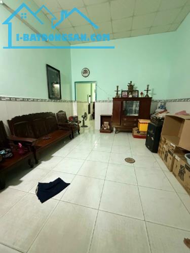 Bán nhà Bùi Tư Toàn 65m2 công nhận đủ chỉ 4 tỷ hơn, xe hơi đến cửa - 2