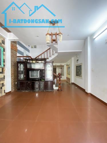 ♥ Mặt Tiền KD đường 7.5m Ngay Chợ Bắc Mỹ An, 100m2, 5 tầng, nhỉnh 11 tỷ