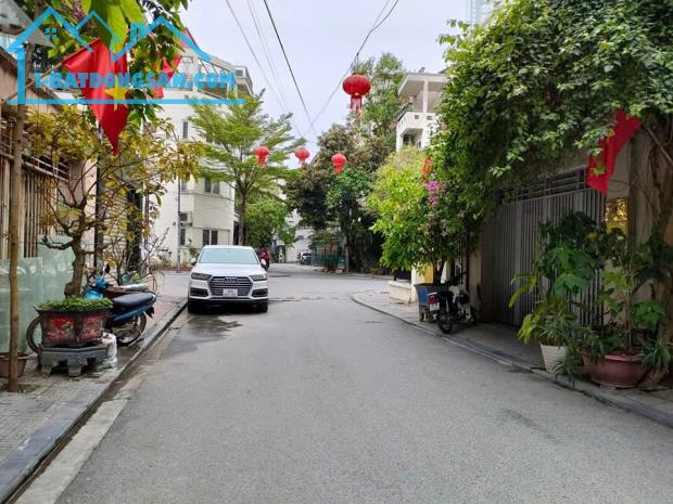 Bán nhà Hoàng Văn Thái - Thanh Xuân 45 m2 4 tầng MT 4m ô tô về ở ngay