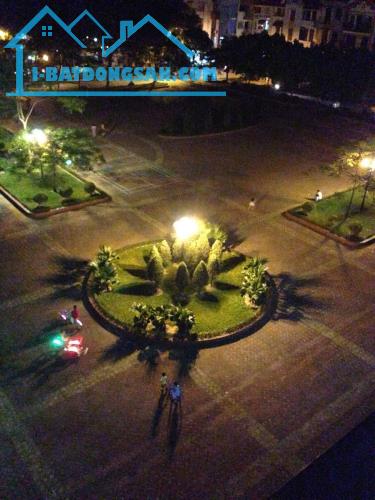 Bán căn hộ 70m Văn Quán , thiết kế 2pn,1vs sổ đỏ chính chủ