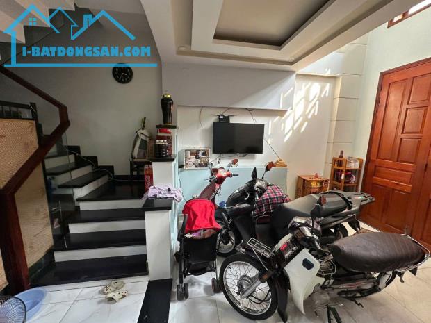 Bán Gấp Nhà mặt tiền đường Lê Cao Lãng Tân Phú 38m2,4 Tầng BTCT Giá 6 tỷ x - 1