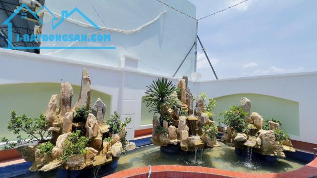 BÁN CĂN VILLA SIÊU BỰ NGAY KHU CẦU TRÀM-XÁC CHỢ BÌNH CHÁNH-SHR-GIÁ 4TY7