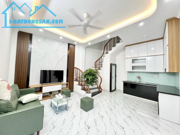 CỰC HIẾM BÁN NHÀ TRẦN DUY HƯNG – TRUNG TÂM CẦU GIẤY – 53M² – 4 TẦNG – 11 TỶ lh 0817606560 - 2