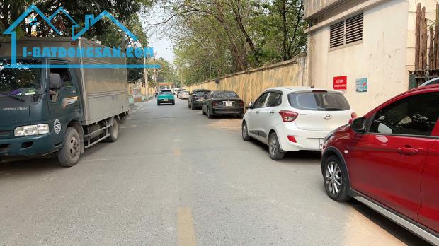 NHÀ PHÂN LÔ KHU QUÂN ĐỘI LÝ SƠN 75M, 2T, MT4M, THÔNG BÀN CỜ, Ô TÔ VÒNG QUANH, ĐỦ CÔNG NĂNG - 3