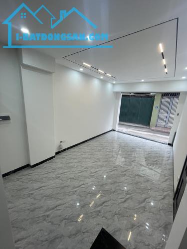 Hoa hậu Nguyễn Sơn - 70m2 - 4 tầng - 5m MT - nở hậu - nhỉnh 10 tỷ - 1