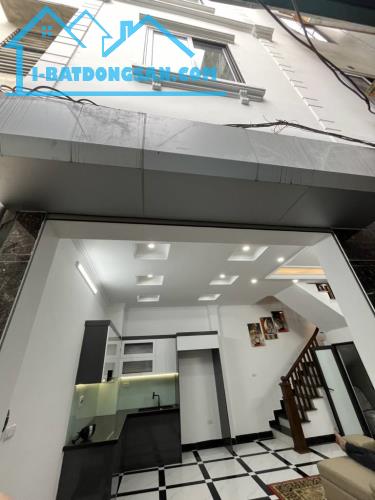 🏡 Ngọc Thụy, Long Biên, 35m2 x 4 tầng, Dân xây, Ô tô, Gần hồ, 6 tỷ 15 - 4