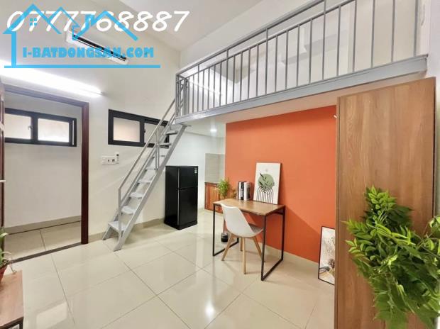 Tòa nhà CHDV mặt tiền đường Quận 7, Hầm 7 tầng, 166 phòng, 900tr/ tháng - 1