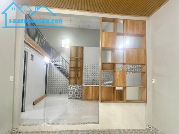 ♣ Nhà Kiệt Ô tô Ông Ích Khiêm gần Cầu Rồng, 60m2, gác lửng rộng thoáng, Kinh Doanh, 3.x tỷ