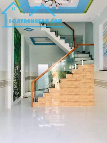 Bình Tân,Nhà 4 tầng. gần MT kinh doanh, Khu vip  Lê Văn Quới,giá rẻ.