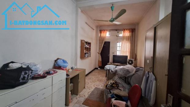 Nhỉnh 10 tỷ, mặt phố Xã Đàn, MT 3.6m, 59m2 * 3 tầng, 1 tum, thoáng trước sau, Đống Đa, Ký - 1