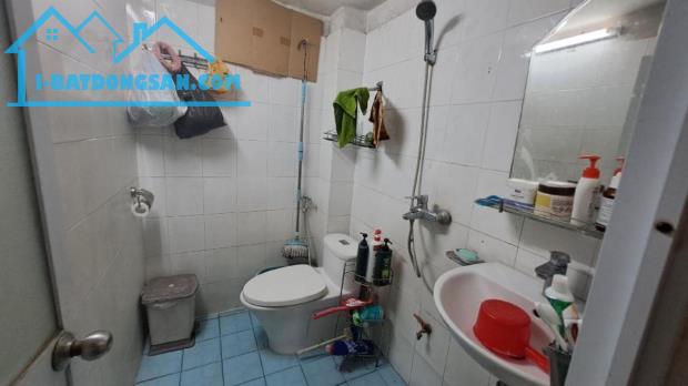 Nhỉnh 10 tỷ, mặt phố Xã Đàn, MT 3.6m, 59m2 * 3 tầng, 1 tum, thoáng trước sau, Đống Đa, Ký - 3
