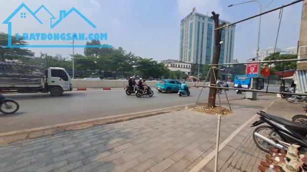 Nhỉnh 10 tỷ, mặt phố Xã Đàn, MT 3.6m, 59m2 * 3 tầng, 1 tum, thoáng trước sau, Đống Đa, Ký - 4