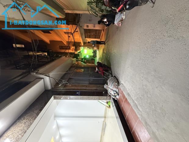 Lô Góc, kinh doanh Trần Duy Hưng 52 m 5 tầng MT 7m 14.8 tỷ - 1