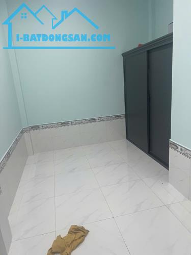 Gần Làng ĐH QG ,Đường số 5 Linh Xuân nối dài , 100m2 , 2 tầng 2PN + 4 Phòng DV, hẻm 4m, - 2