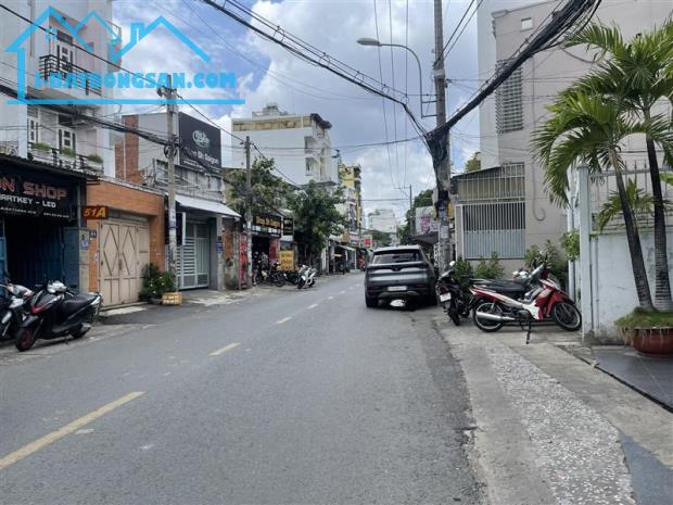 CHDV mặt tiền Nguyên Hồng P.1 GV, 6 tầng 68m2 , dòng tiền 35tr/th