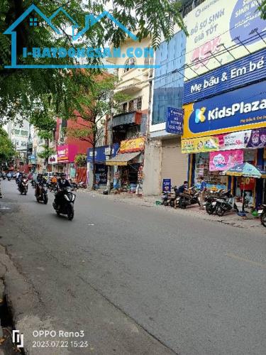3 PHÚT LÀ RA ….  ….. Ngã Tư Sở  😍30m2 - 2 tầng mt 5m- chỉ 5,19 tỷ😍  ⭐ Vị trí đầu phố Hoà - 1