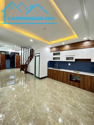 Nhà đẹp ngõ thông, sát khu Hinode, diện tích 36.3m2, lô góc siêu thoáng, ô tô đỗ cửa. - 2