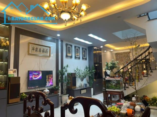 Nhà phố Thanh Am - Long Biên - Ngõ thông, ÔTÔ tránh - Thang máy. - 2
