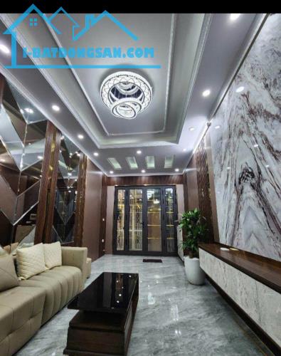 BÁN NHÀ PHỐ TRẠM -52M2- NHỈNH 7TỶ- THANG MÁY- Ô TÔ TRÁNH 20M- GẦN PHỐ - 3