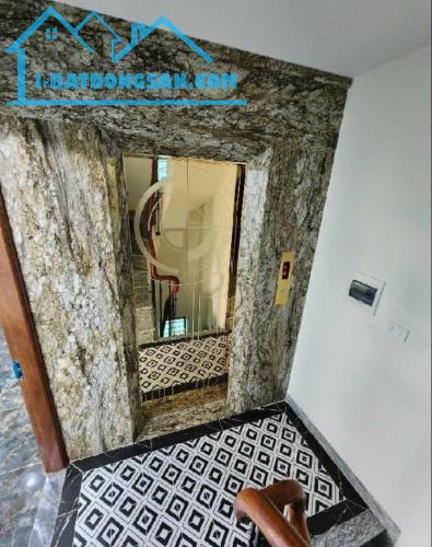 BÁN NHÀ PHỐ TRẠM -52M2- NHỈNH 7TỶ- THANG MÁY- Ô TÔ TRÁNH 20M- GẦN PHỐ - 2