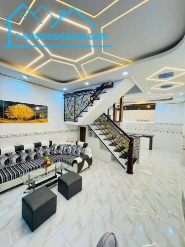 Bán nhà riêng ngay Hồ Văn Huê Phường 9 Phú Nhuận chỉ 2tỷ890 gần Công Viên Gia Định - 1