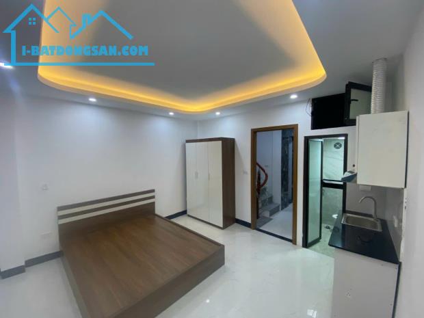 Bán CCMN Yên Xá , DT 40m, 8x13 Phòng. Doanh Thu 50tr/tháng. Giá 8.3Tỷ có thương lượng.