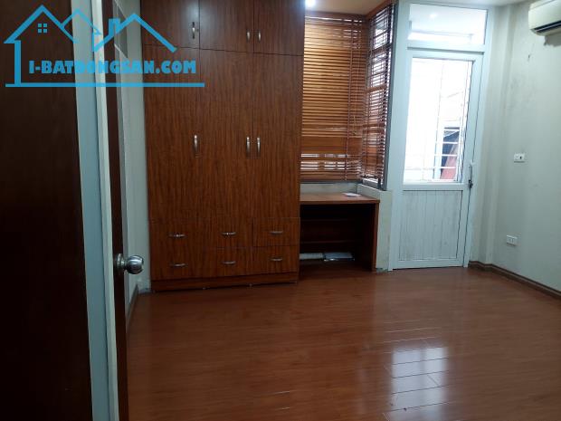 Siêu Hiếm! Bán nhà Chùa Bộc 50m x 5T MT 4.5m gần ô tô, gần Vincom Phạm Ngọc Thạch 8tỷ