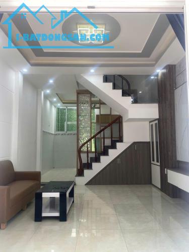 Bán nhà hẻm 121/ Ba Cu - phường 4 - Vũng Tàu