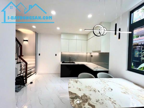 QUẬN 7 - LÂM VĂN BỀN - NHÀ ĐẸP VÀO Ở NGAY - 50m2 - GIÁ 5 TỶ XÍU THƯƠNG LƯỢNG. - 2