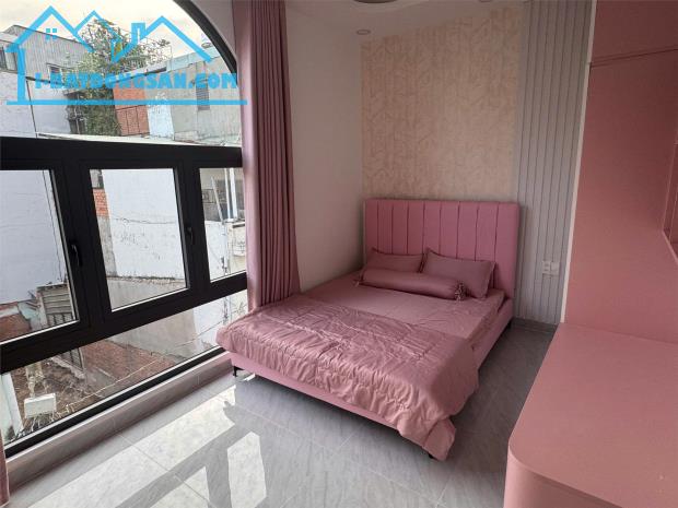 **Bán nhà phường 14, HXH Trường Chinh** quận Tân Bình; 40m2 - 6,8 tỷ - 2