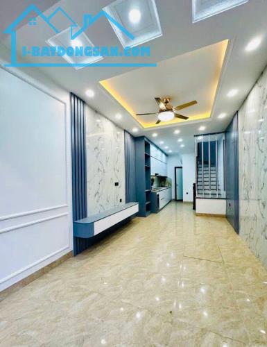 Bán nhà phố Thanh Nhàn đẹp lung linh