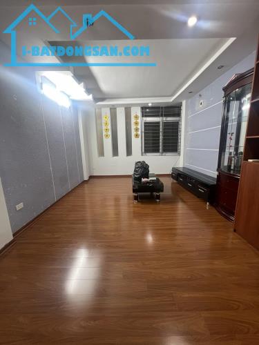 Cực đẹp phố Chùa Bộc, Đống Đa. Ngõ thông, sát phố - Nhà 50m, 5 tầng, giá 7.95 tỷ - 1