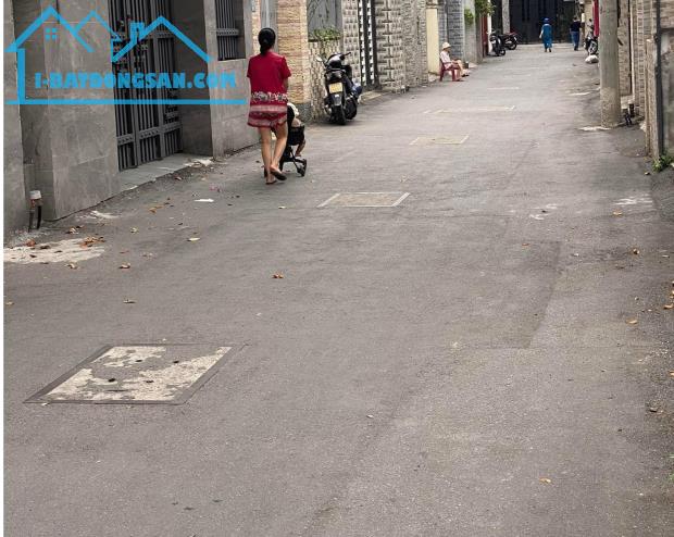 ♣  Nhà Kiệt Nguyễn Tri Phương, 64m2, C4, 2PN, 2wc, 2.5 tỷ - 3