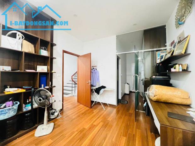 🏡 Nhà đẹp Ngọc Lâm, Long Biên, 48m2 x 4 tầng, Dân xây, Ô tô, Ở ngay, 9 tỷ 8 - 6
