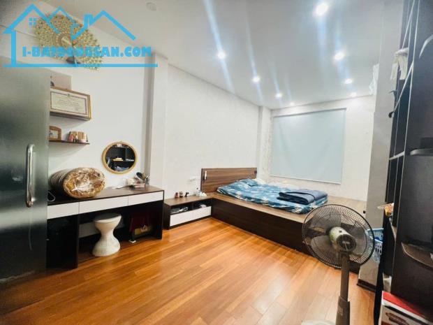 🏡 Nhà đẹp Ngọc Lâm, Long Biên, 48m2 x 4 tầng, Dân xây, Ô tô, Ở ngay, 9 tỷ 8 - 5